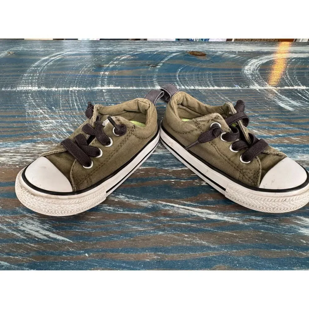 Converse All Star Green Kids/Toddler shoes, size 6